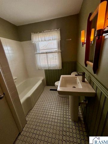 724 W Nassau Street, St. Peter, MN 56082