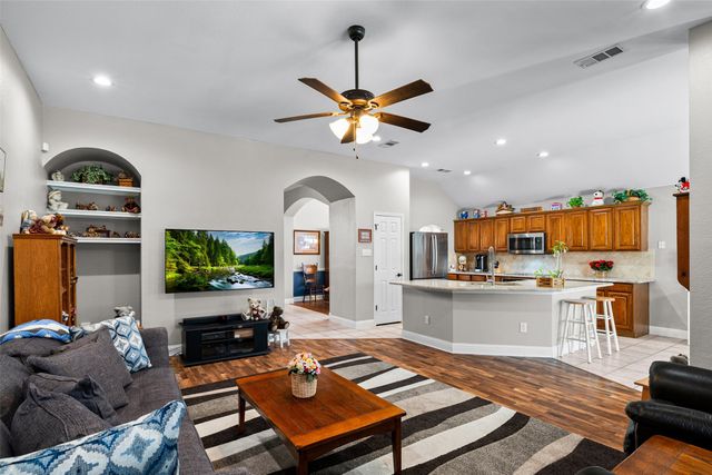 6905 Herman Jared Drive, North Richland Hills, TX 76182