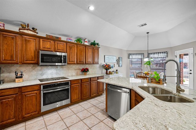 6905 Herman Jared Drive, North Richland Hills, TX 76182