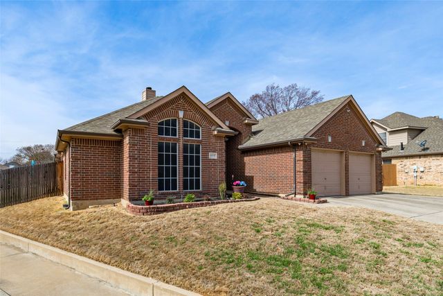 6905 Herman Jared Drive, North Richland Hills, TX 76182