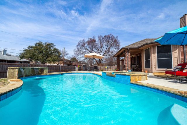 6905 Herman Jared Drive, North Richland Hills, TX 76182