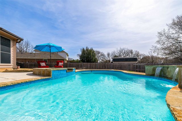 6905 Herman Jared Drive, North Richland Hills, TX 76182