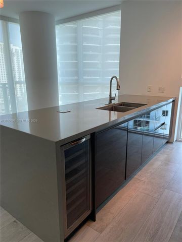 1080 Brickell Av 2209, Miami, FL 33131