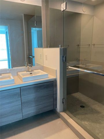 1080 Brickell Av 2209, Miami, FL 33131