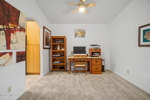 7402 E Wandering Road, Tucson, AZ 85750