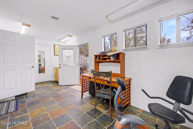 7402 E Wandering Road, Tucson, AZ 85750