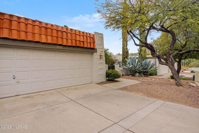 7402 E Wandering Road, Tucson, AZ 85750