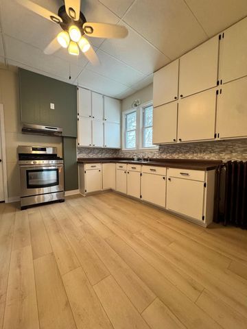 71 Winifred Street W, Saint Paul, MN 55107