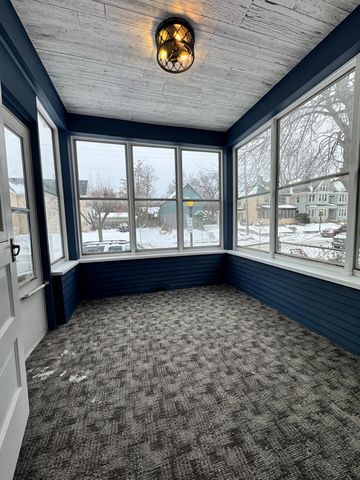 71 Winifred Street W, Saint Paul, MN 55107