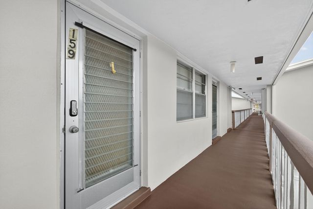 159 EASTHAMPTON G, West Palm Beach, FL 33417