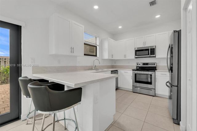 23142 SW 127th Place, Miami, FL 33170