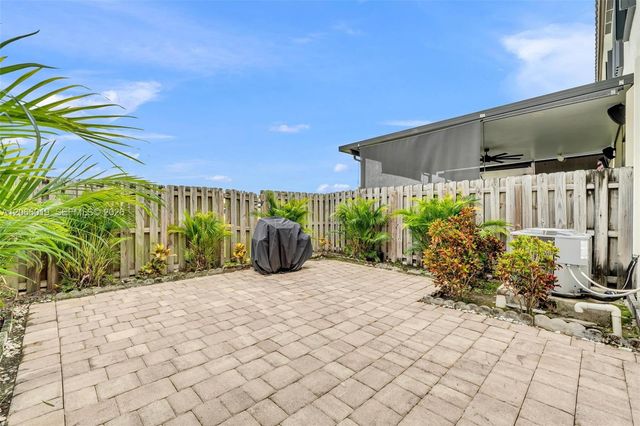 23142 SW 127th Place, Miami, FL 33170