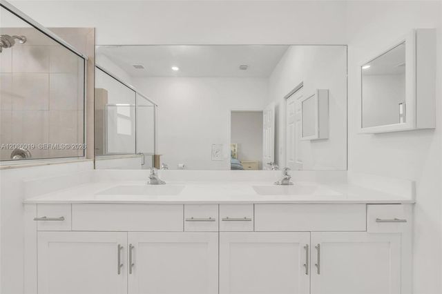 23142 SW 127th Place, Miami, FL 33170