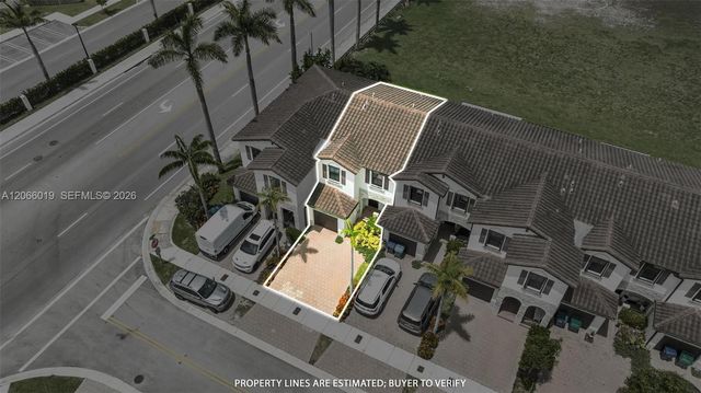 23142 SW 127th Place, Miami, FL 33170