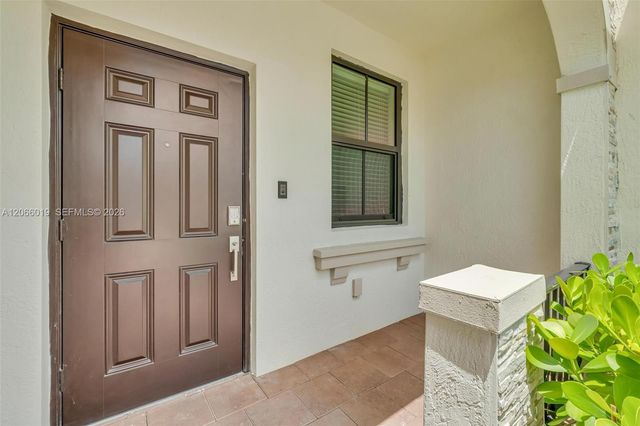 23142 SW 127th Place, Miami, FL 33170