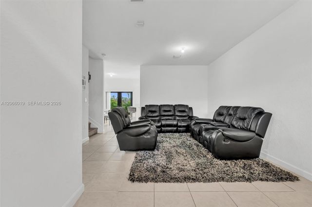 23142 SW 127th Place, Miami, FL 33170