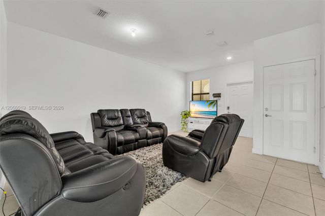 23142 SW 127th Place, Miami, FL 33170