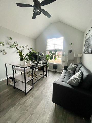 2014 W Chandler Avenue, Rogers, AR 72758