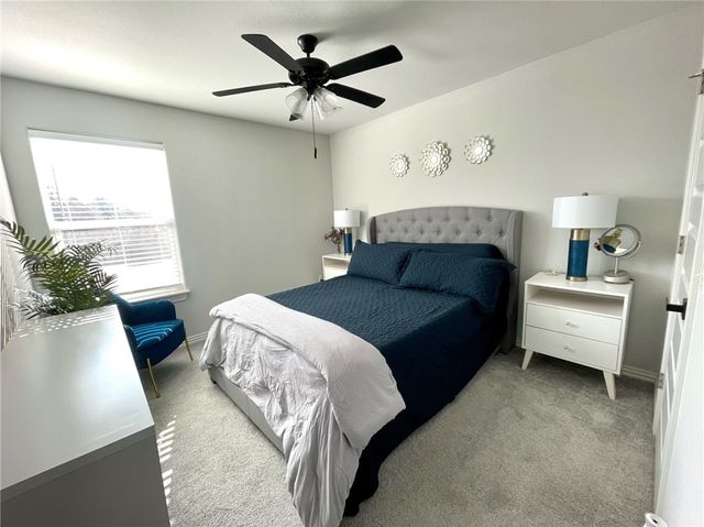 2014 W Chandler Avenue, Rogers, AR 72758