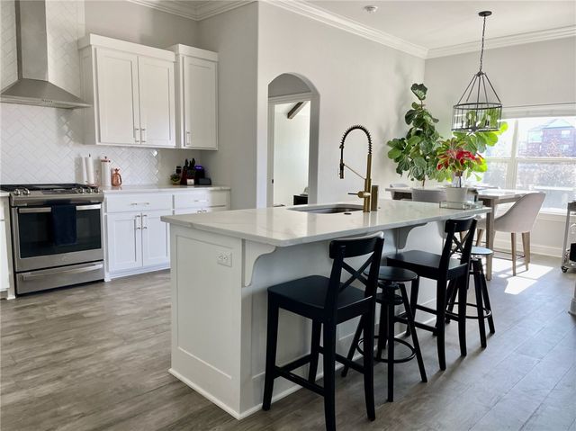 2014 W Chandler Avenue, Rogers, AR 72758