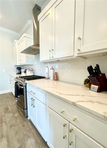 2014 W Chandler Avenue, Rogers, AR 72758