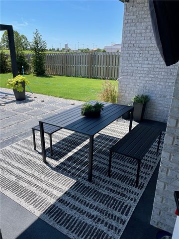 2014 W Chandler Avenue, Rogers, AR 72758