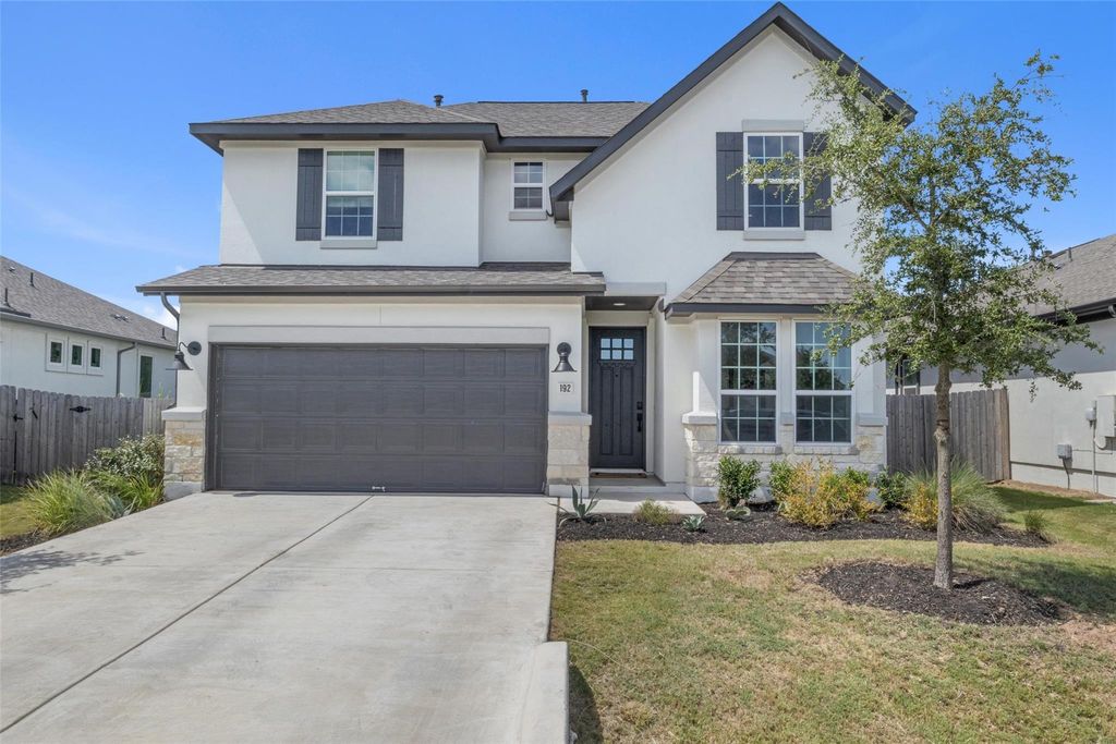 192 Yarbrough DR, Dripping Springs, TX 78620