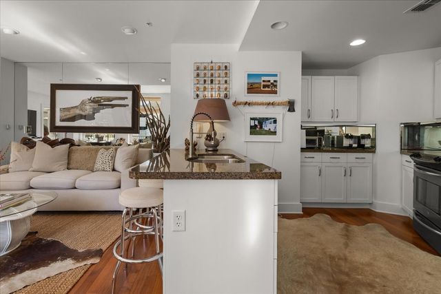 411 W 7th Street 501, Fort Worth, TX 76102