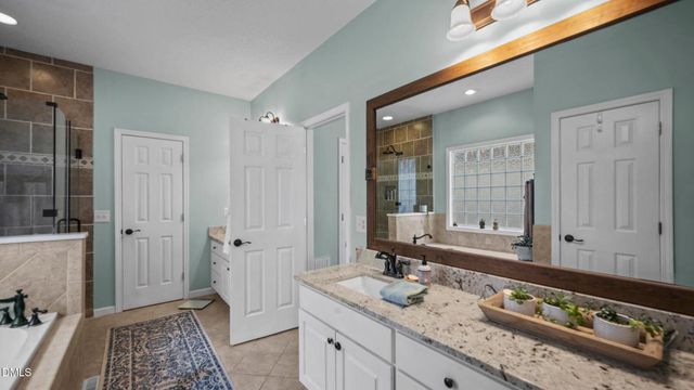 2524 Bellemont Alamance Road, Burlington, NC 27215