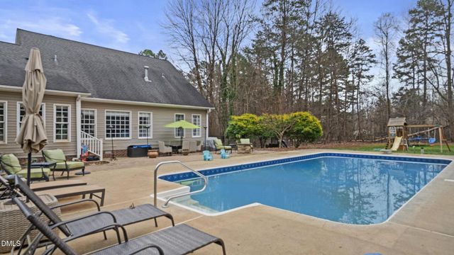 2524 Bellemont Alamance Road, Burlington, NC 27215