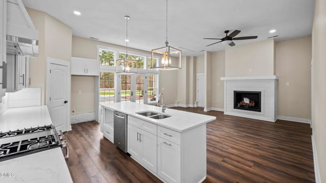 2524 Bellemont Alamance Road, Burlington, NC 27215