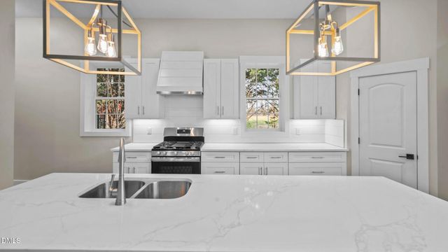 2524 Bellemont Alamance Road, Burlington, NC 27215