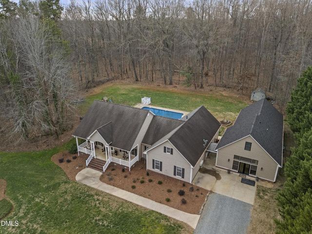 2524 Bellemont Alamance Road, Burlington, NC 27215