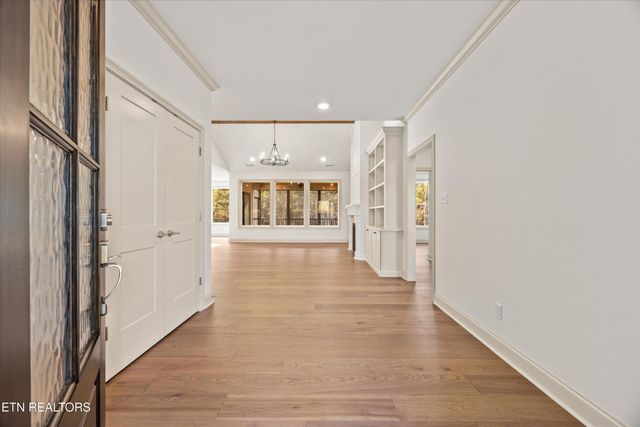 127 Hanani Tr, Vonore, TN 37885