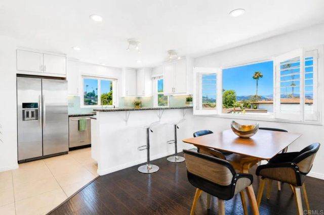 1017 Martina Court, San Marcos, CA 92078