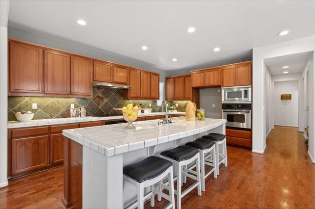2727 Marshall Court, Tracy, CA 95377