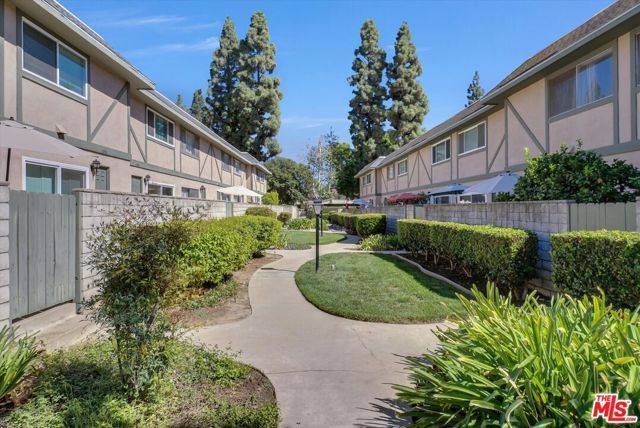 1109 W Francis Street H, Ontario, CA 91762