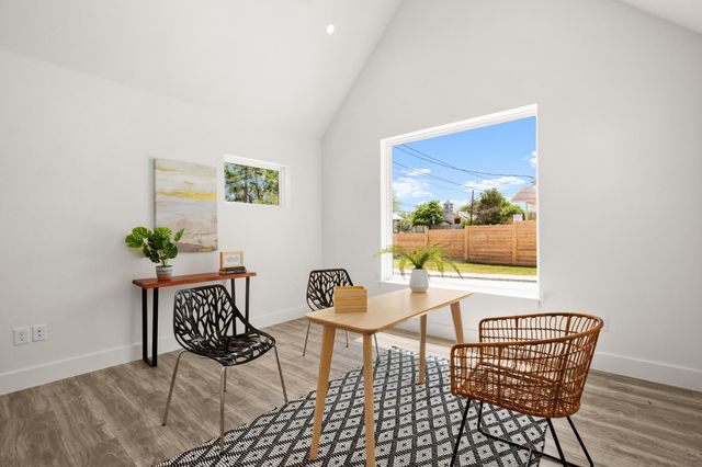 1606 Harvey ST 1, Austin, TX 78702