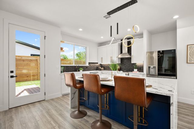 1606 Harvey ST 1, Austin, TX 78702