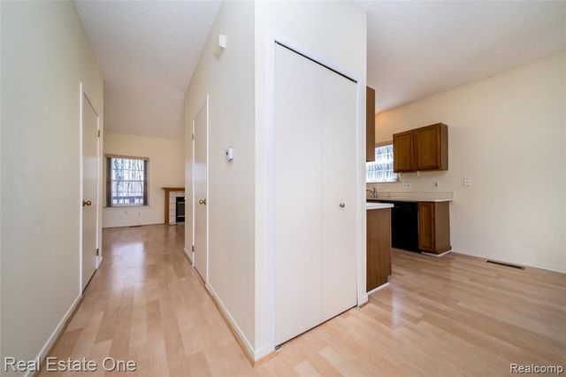 41474 Cornell Drive, Novi, MI 48377