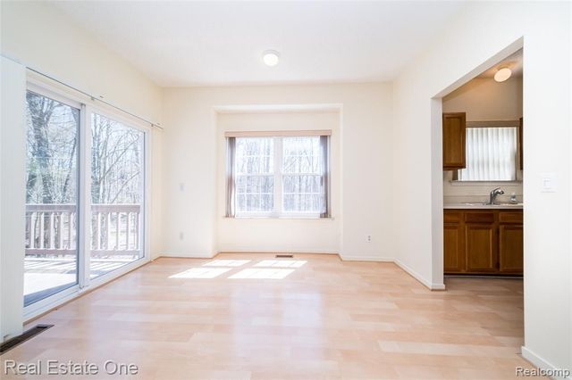 41474 Cornell Drive, Novi, MI 48377