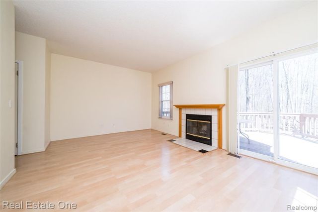 41474 Cornell Drive, Novi, MI 48377