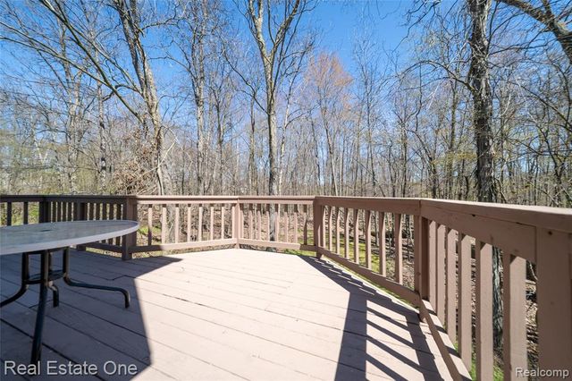 41474 Cornell Drive, Novi, MI 48377
