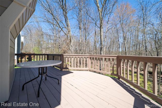 41474 Cornell Drive, Novi, MI 48377