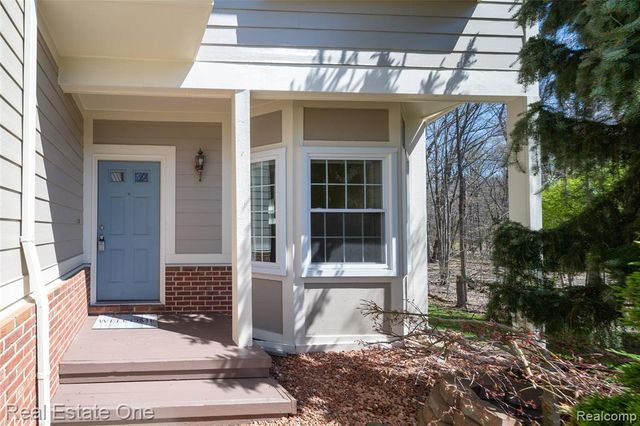 41474 Cornell Drive, Novi, MI 48377