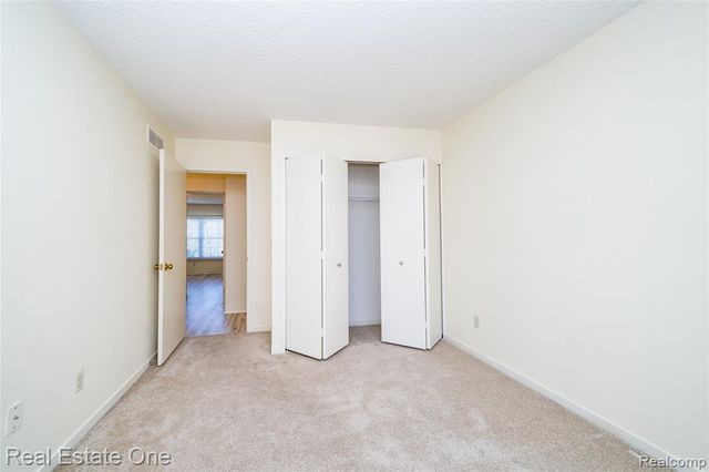 41474 Cornell Drive, Novi, MI 48377