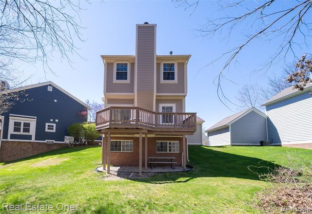 41474 Cornell Drive, Novi, MI 48377