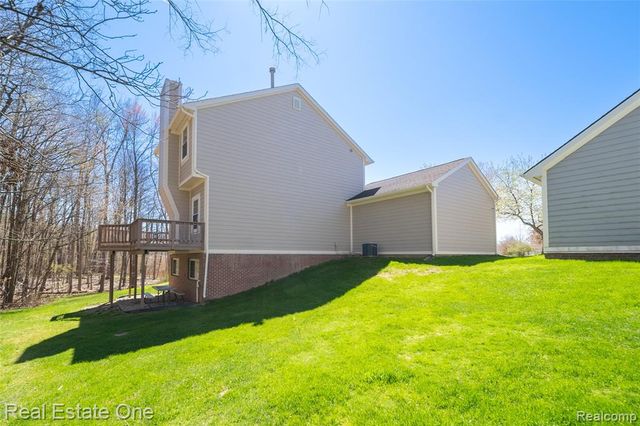 41474 Cornell Drive, Novi, MI 48377