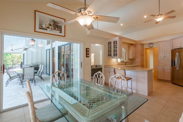 13 Balfour Road W, Palm Beach Gardens, FL 33418