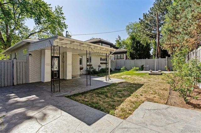 345 Grape Street, Denver, CO 80220